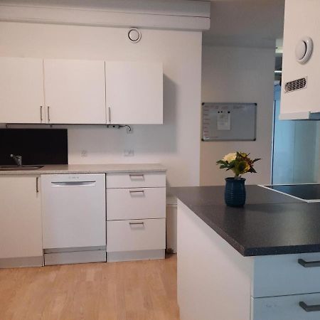 Private Room In A Shared Apartment Odense Exterior photo